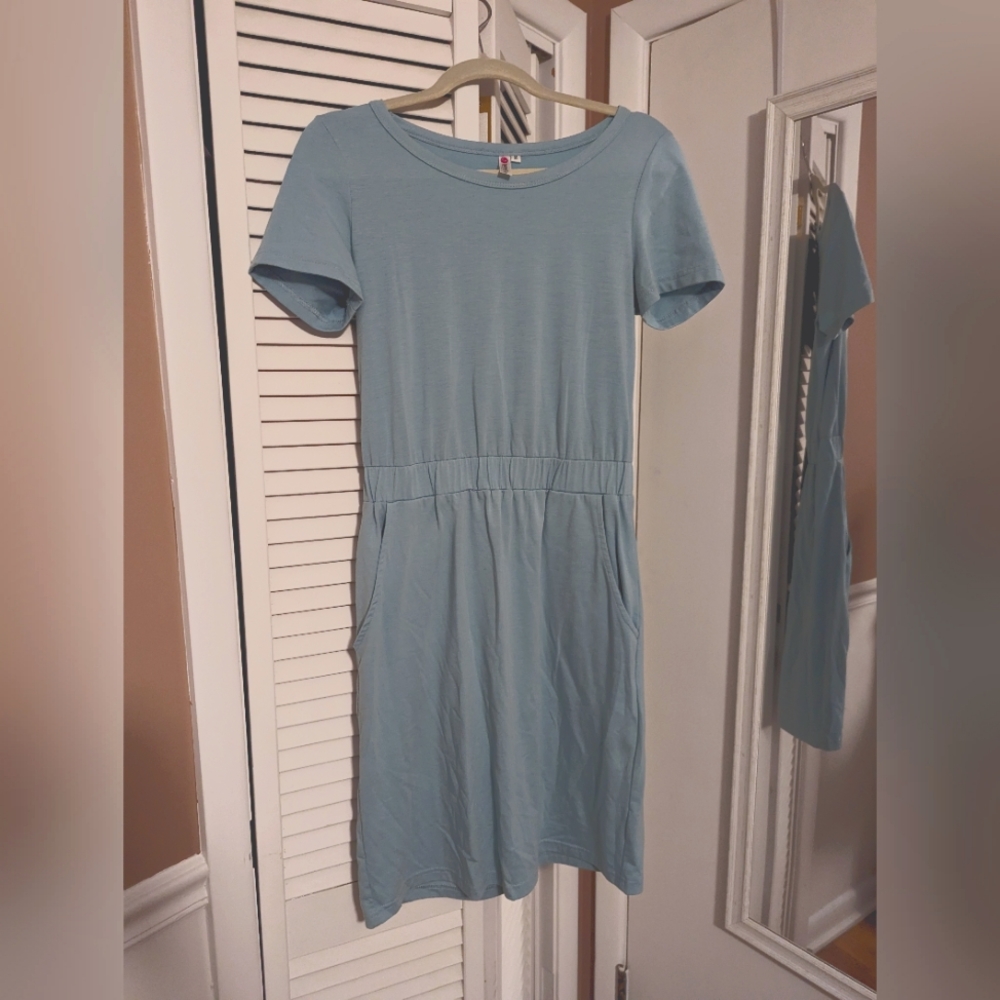 Women's spring dress